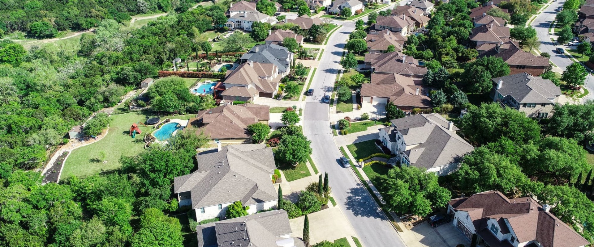 Living in Cedar Park, Texas: A Guide to Grocery Stores, Real Estate and More