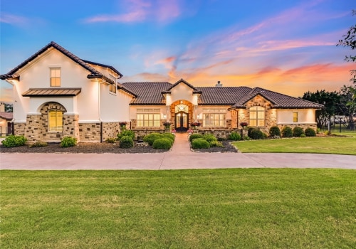 Living in Cedar Park, Texas: How Close is an Airport to Real Estate?