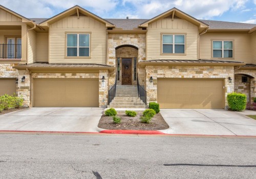 Living in Cedar Park, Texas: What You Need to Know About HOA Fees